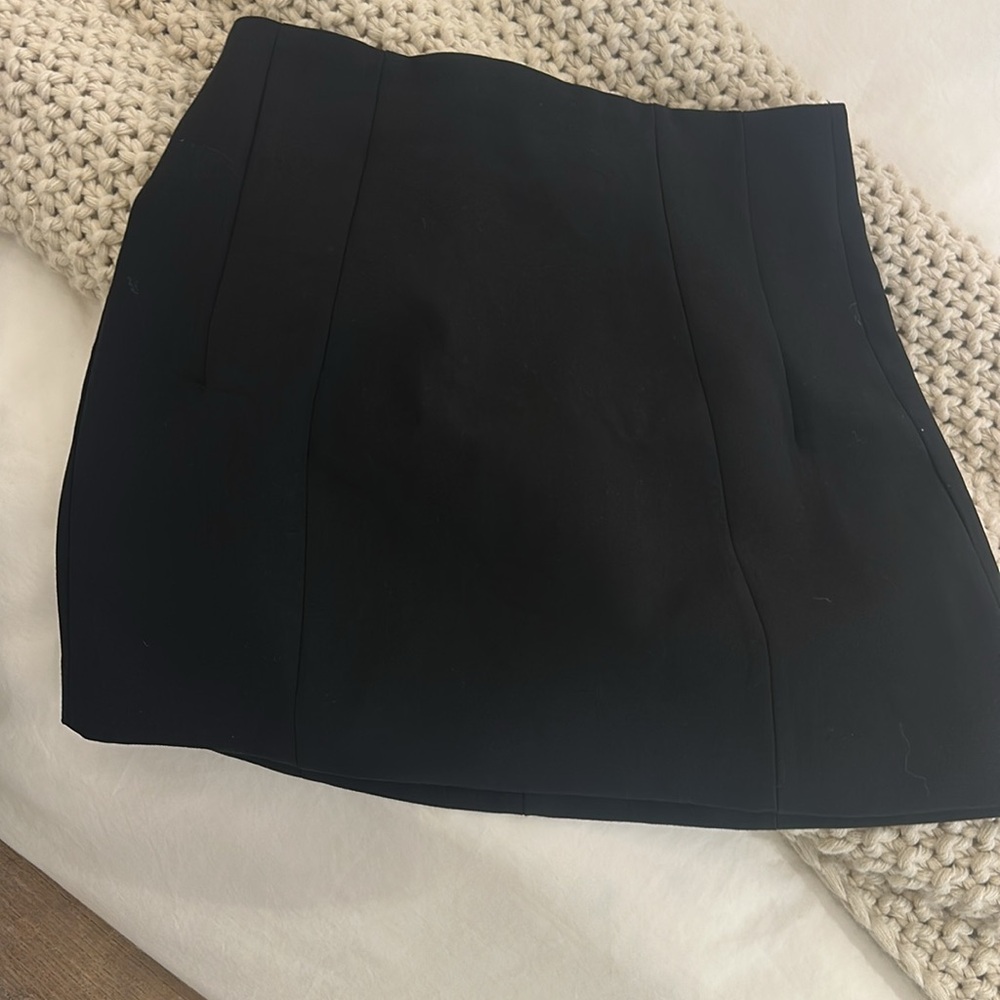 Zara Classic Black Mini Skirt